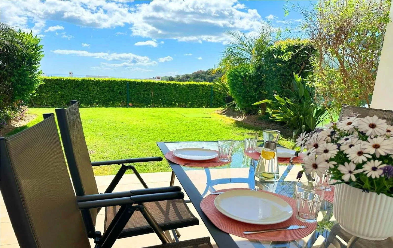 Iglesias Garden Suite Ojén
